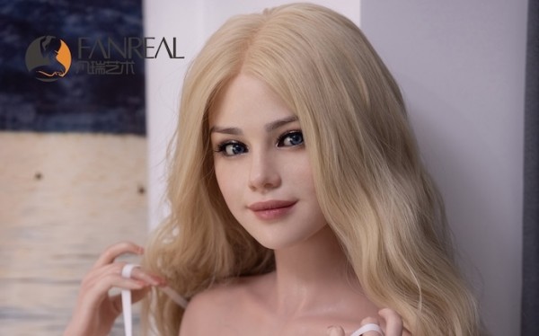 Silikon Sexpuppe Frieda