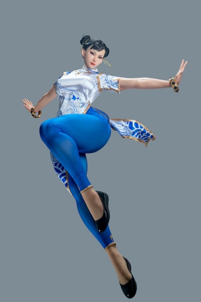 Cosplay Sexpuppe Meret